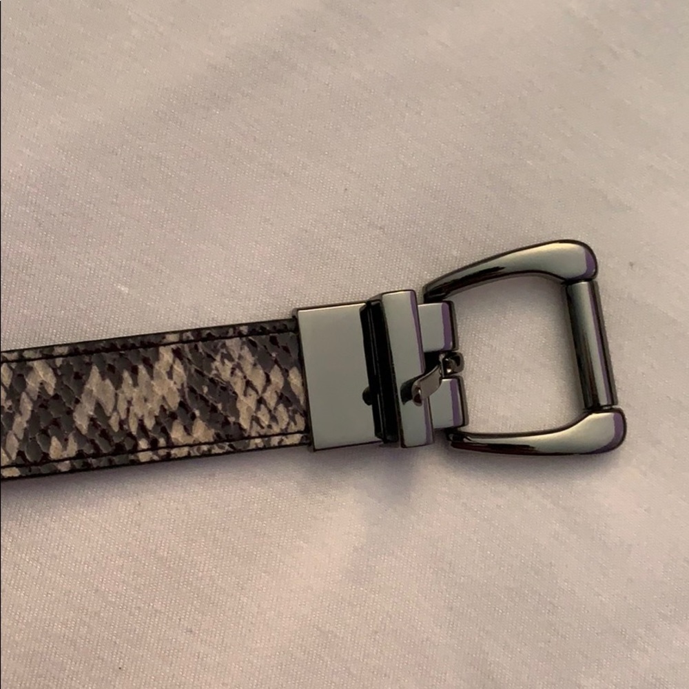 Nine West reversible snakeskin belt